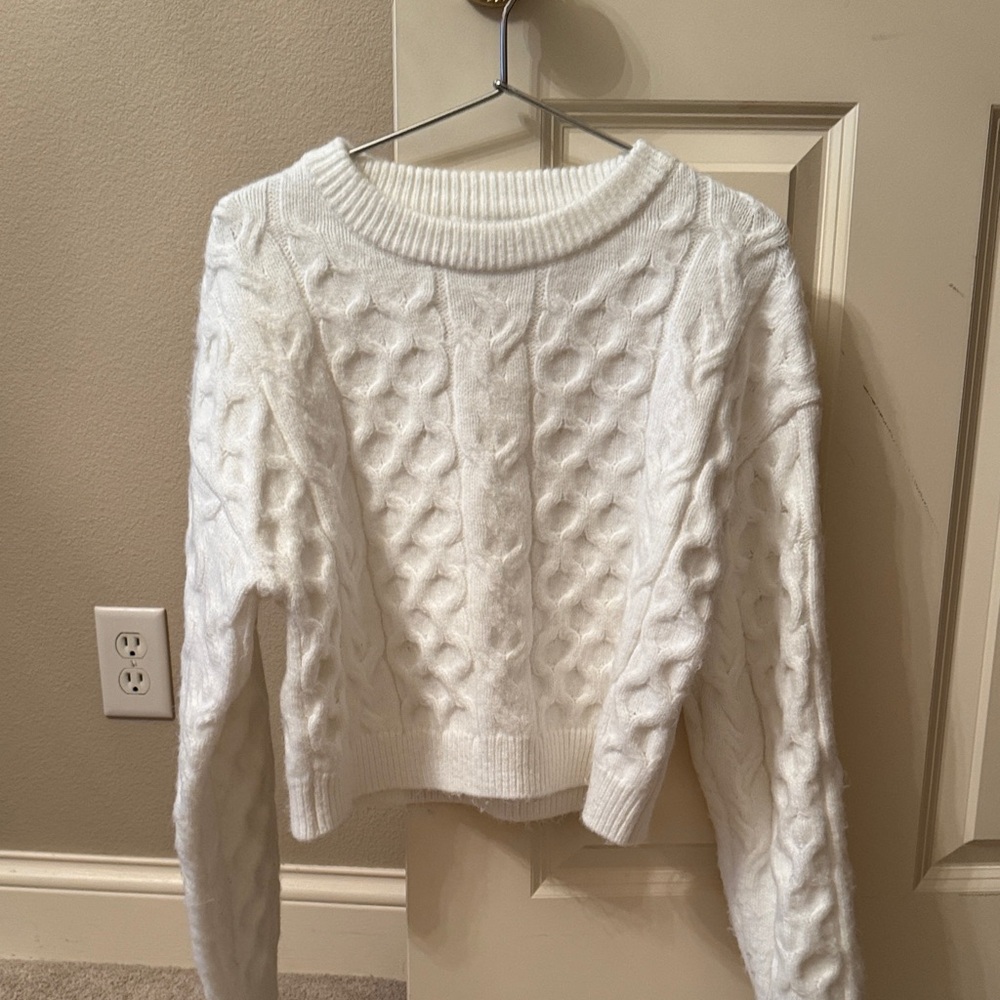 Forever 21 White Cable Knit Sweater